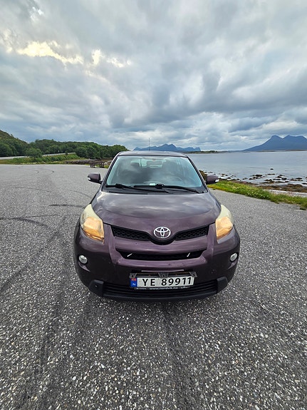Toyota Urban Cruiser 3 of 5