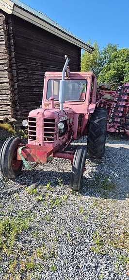 Volvo Boxer 350 2 of 5