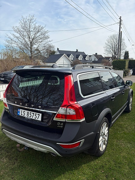 Volvo XC70 4 of 5