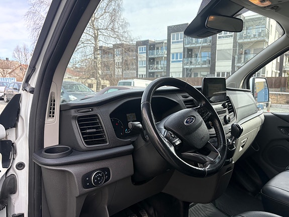 Ford Transit 13 of 30