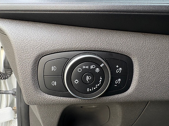 Ford Transit 14 of 30