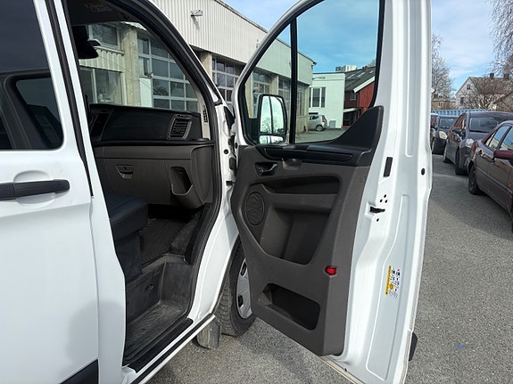 Ford Transit 25 of 30