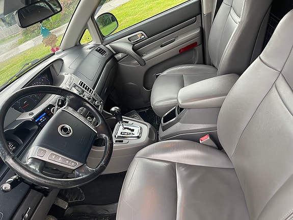 SsangYong Rodius 22 of 25