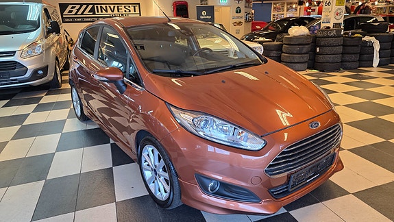 Ford Fiesta 3 of 5