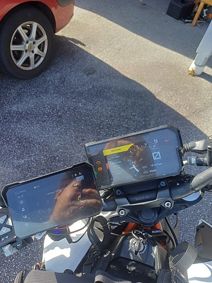 KTM 390 Duke 11 of 17