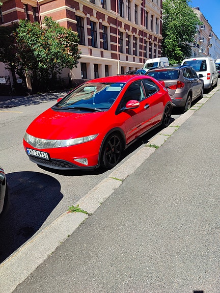 Honda Civic 2 of 10