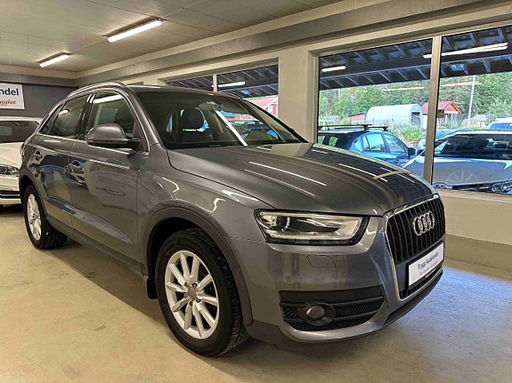 Audi Q3 3 of 5
