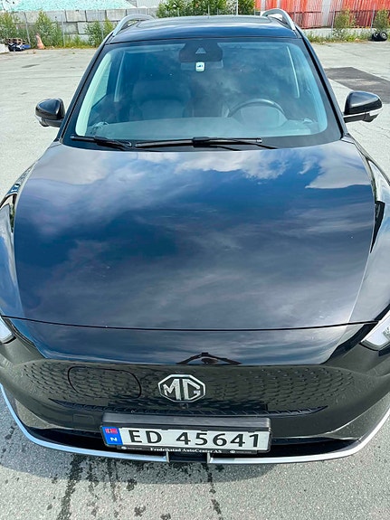 MG ZS EV 2 of 13