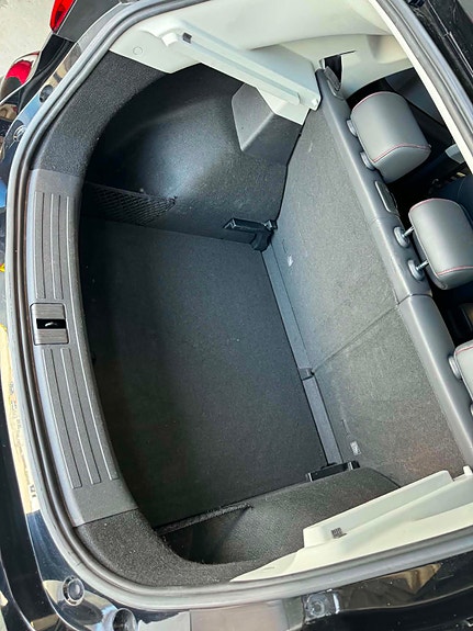 MG ZS EV 9 of 13