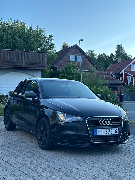 Audi A1 2 of 26