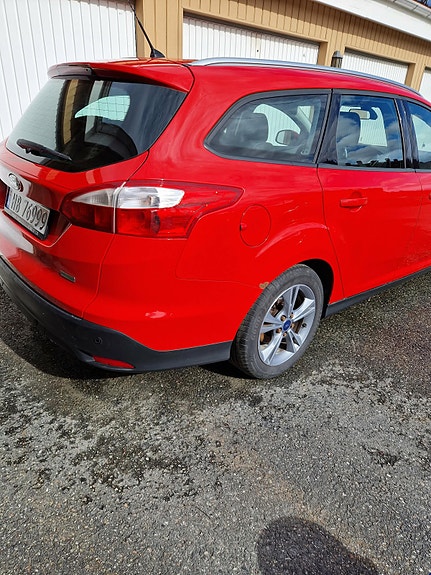 Ford Focus 5 of 5
