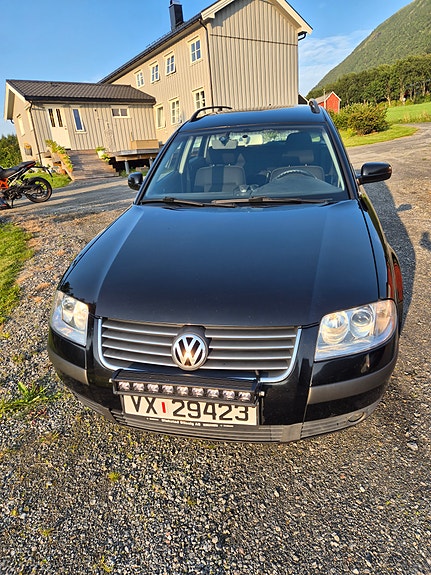 Volkswagen Passat 4 of 5