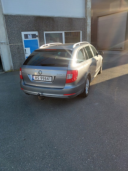 Skoda Superb 5 of 13
