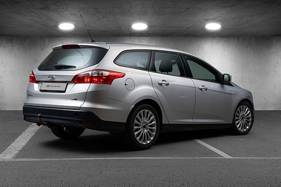 Ford Focus 5 of 5