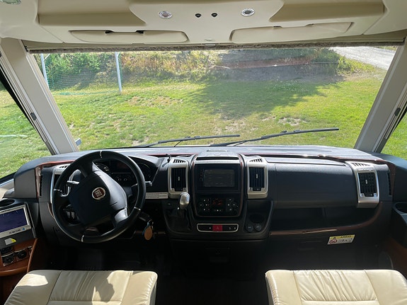 Carthago Chic E-Line 158 XL Linerc 18 of 27