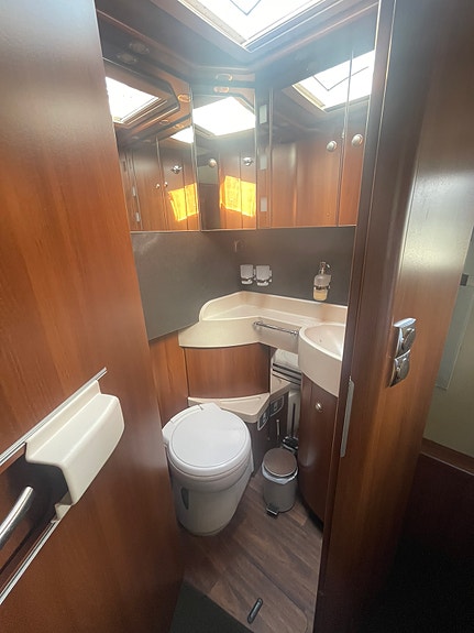 Carthago Chic E-Line 158 XL Linerc 25 of 27