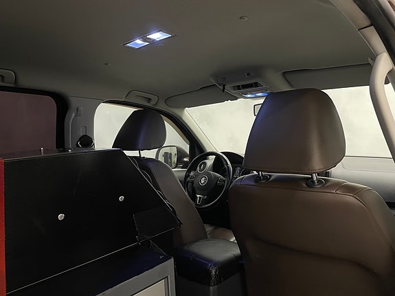 Volkswagen Amarok 4 of 5