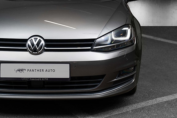 Volkswagen Golf VII 5 of 5