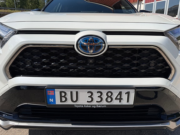 Toyota RAV4 Plug-in Hybrid 20 of 30