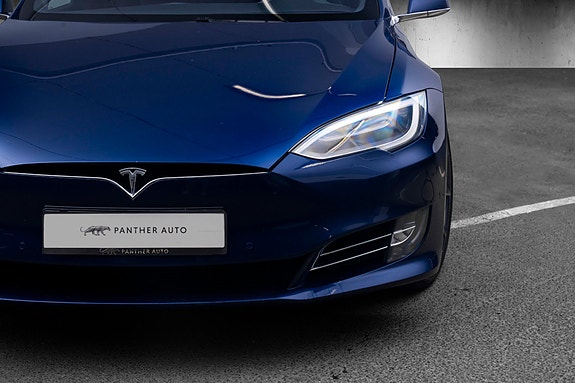 Tesla Model S 5 of 5