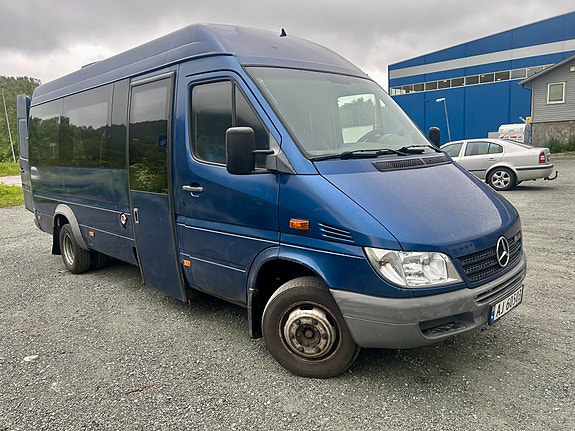 Mercedes-Benz Sprinter 4 of 5