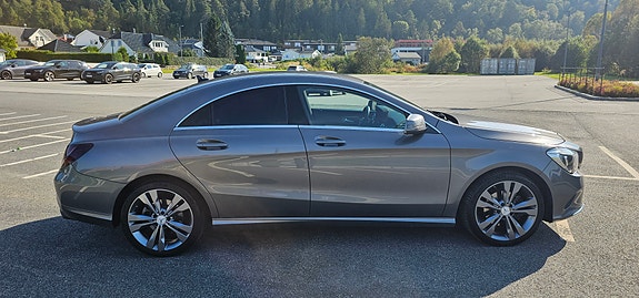 Mercedes-Benz CLA180 5 of 5