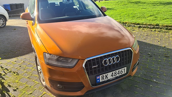 Audi Q3 2 of 18