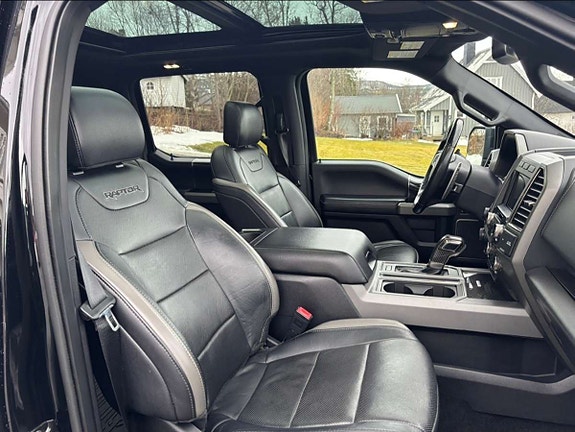 Ford F-150 16 of 21