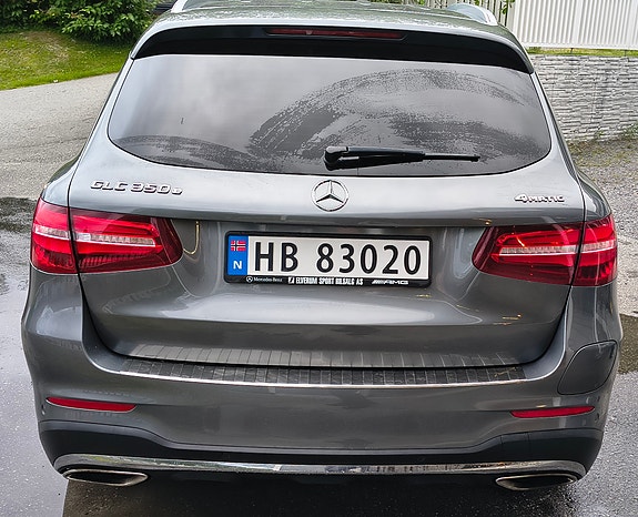 Mercedes-Benz GLC350 e 5 of 30