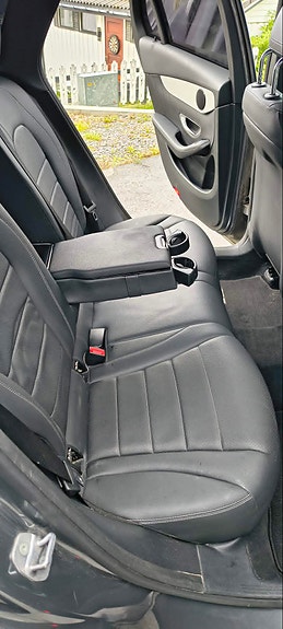 Mercedes-Benz GLC350 e 21 of 30
