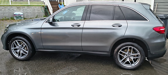 Mercedes-Benz GLC350 e 7 of 30