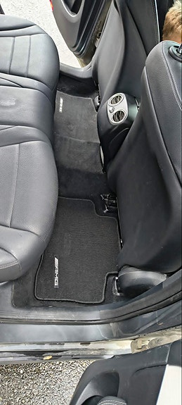 Mercedes-Benz GLC350 e 19 of 30
