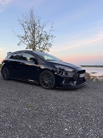 Ford Focus 2 of 5
