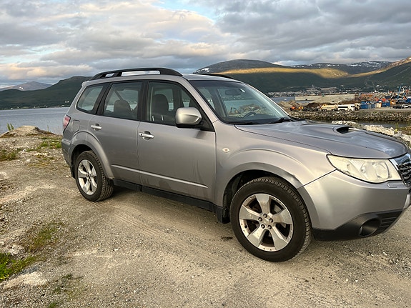 Subaru Forester 4 of 5