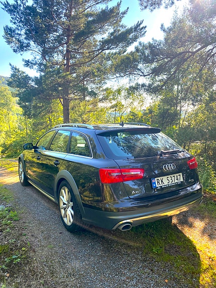 Audi A6 allroad 4 of 5