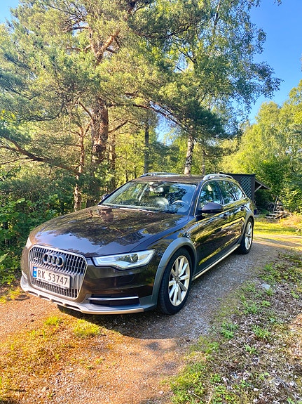 Audi A6 allroad 2 of 5