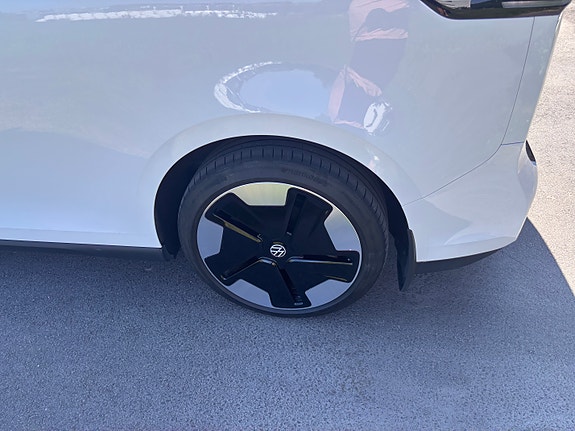 Volkswagen ID. Buzz 5 of 5
