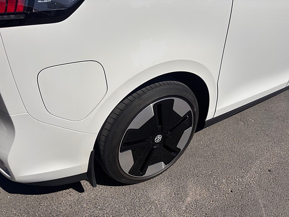 Volkswagen ID. Buzz 4 of 5