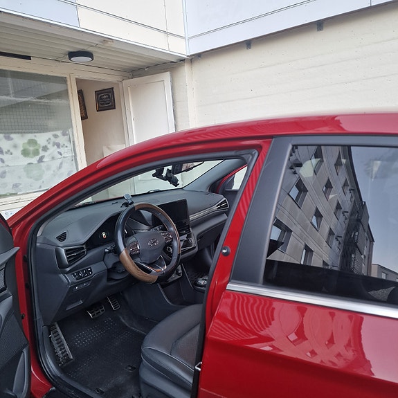 Hyundai IONIQ 5 of 5