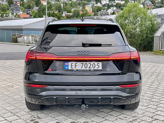 Audi Q8 e-tron 7 of 22