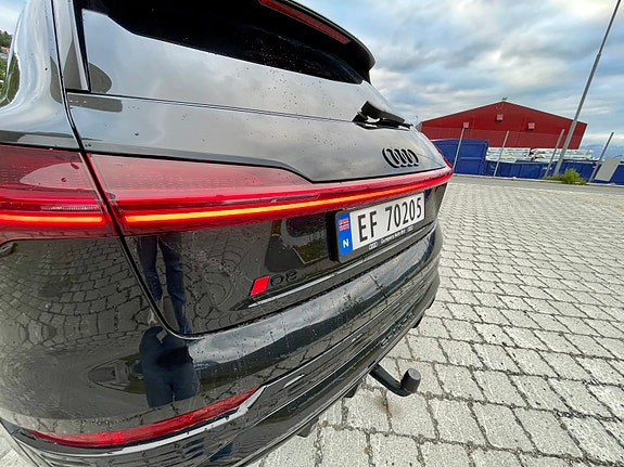 Audi Q8 e-tron 6 of 22