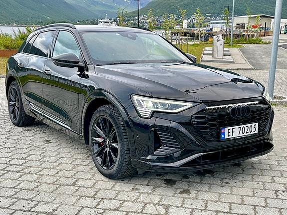 Audi Q8 e-tron 10 of 22