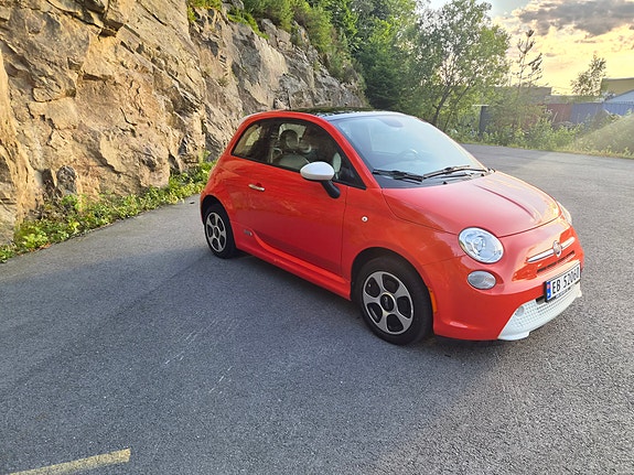 Fiat 500e 4 of 5