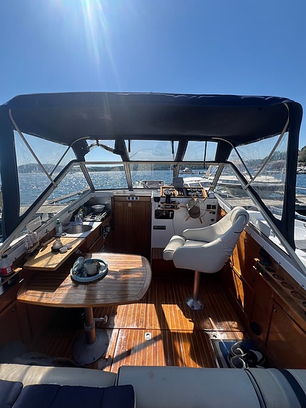 Hytte til sjøs: Selco Fjordcruiser 27 leies ut 2 of 8
