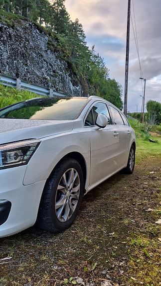 Peugeot 508 2 of 16
