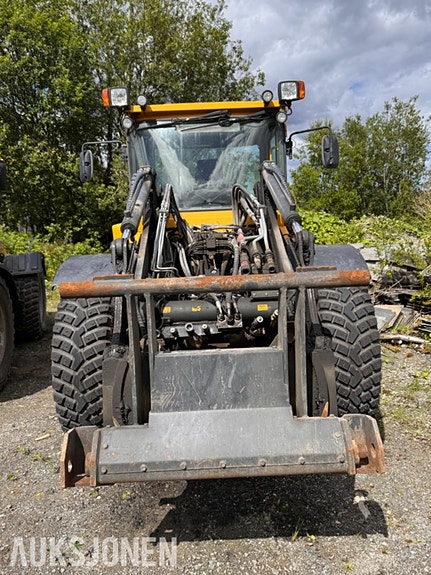 Lundberg 7210 LSE Redskapsbærer / Hjullaster - Store BM feste foran og bak -Skuffe - 2 Dekksett 2 of 5
