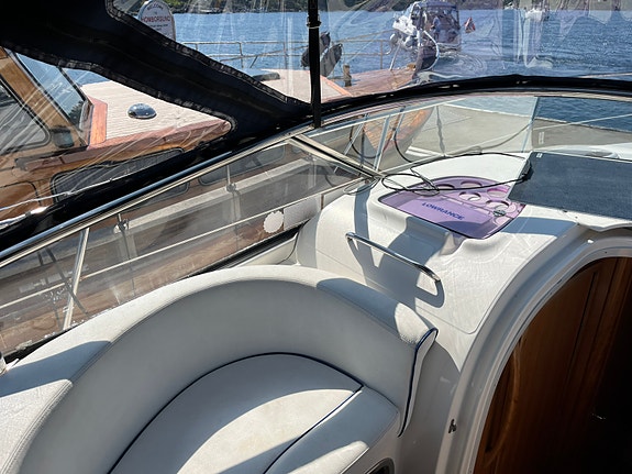 Fin Bavaria 29 sport selges 8 of 27