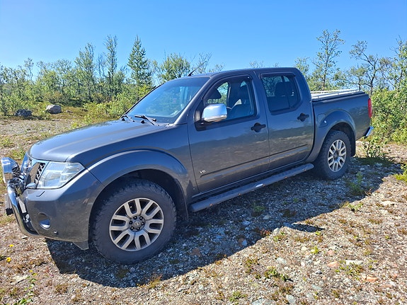 Nissan Navara 2 of 27