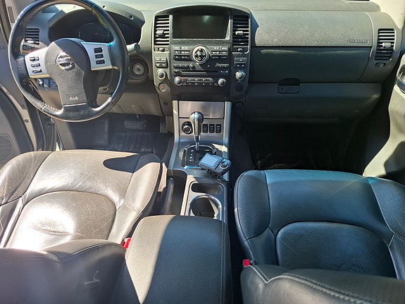 Nissan Navara 5 of 27