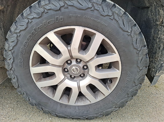 Nissan Navara 24 of 27